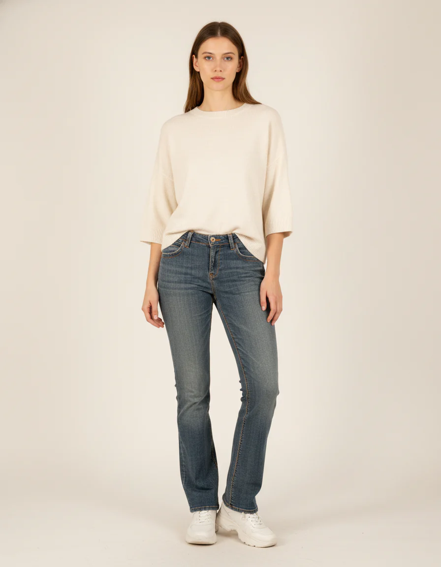 Bootcut Jean - S/36 - Image 2