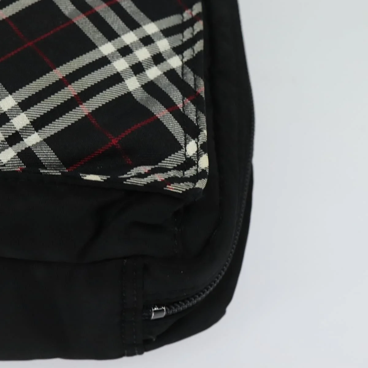 Burberry Nova check Black Label Nylon - Image 10