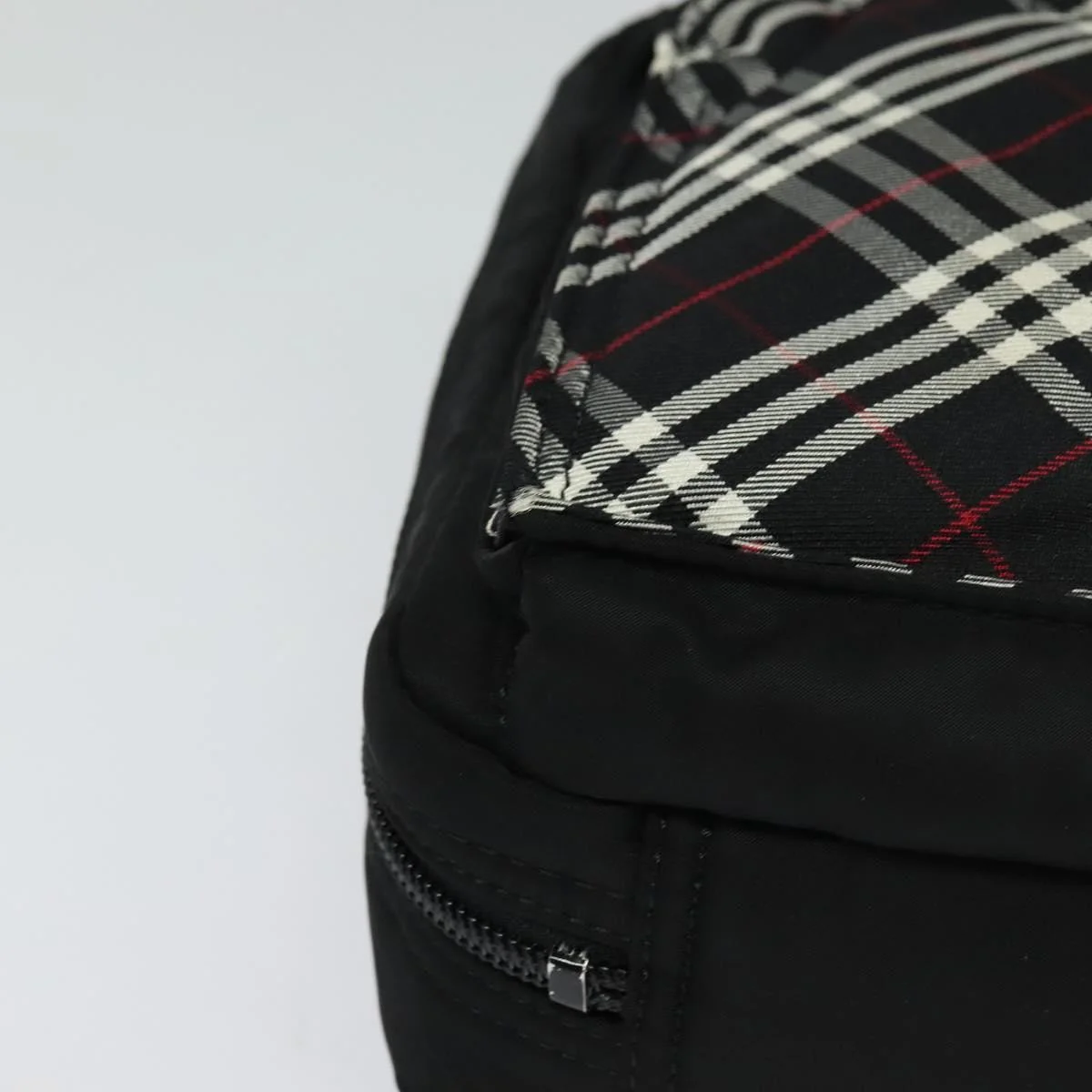 Burberry Nova check Black Label Nylon - Image 9