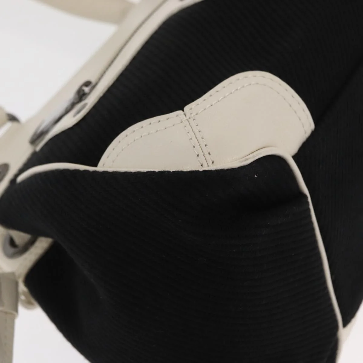 Burberry Vintage Handbag Canvas - Image 9