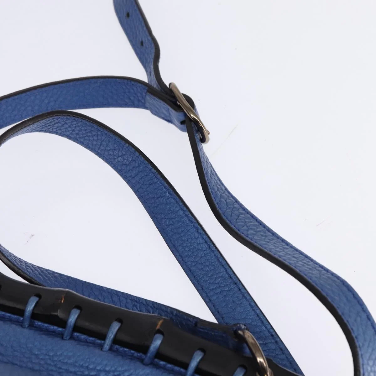 Gucci Nouveau Fringe Crossbody Bag Leather - Image 7
