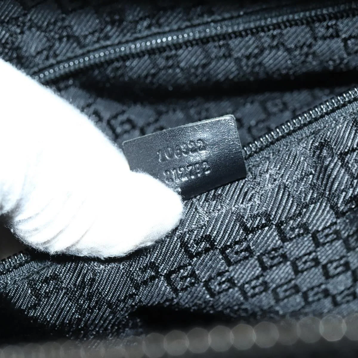 Gucci Vanity Tote Canvas - Image 6