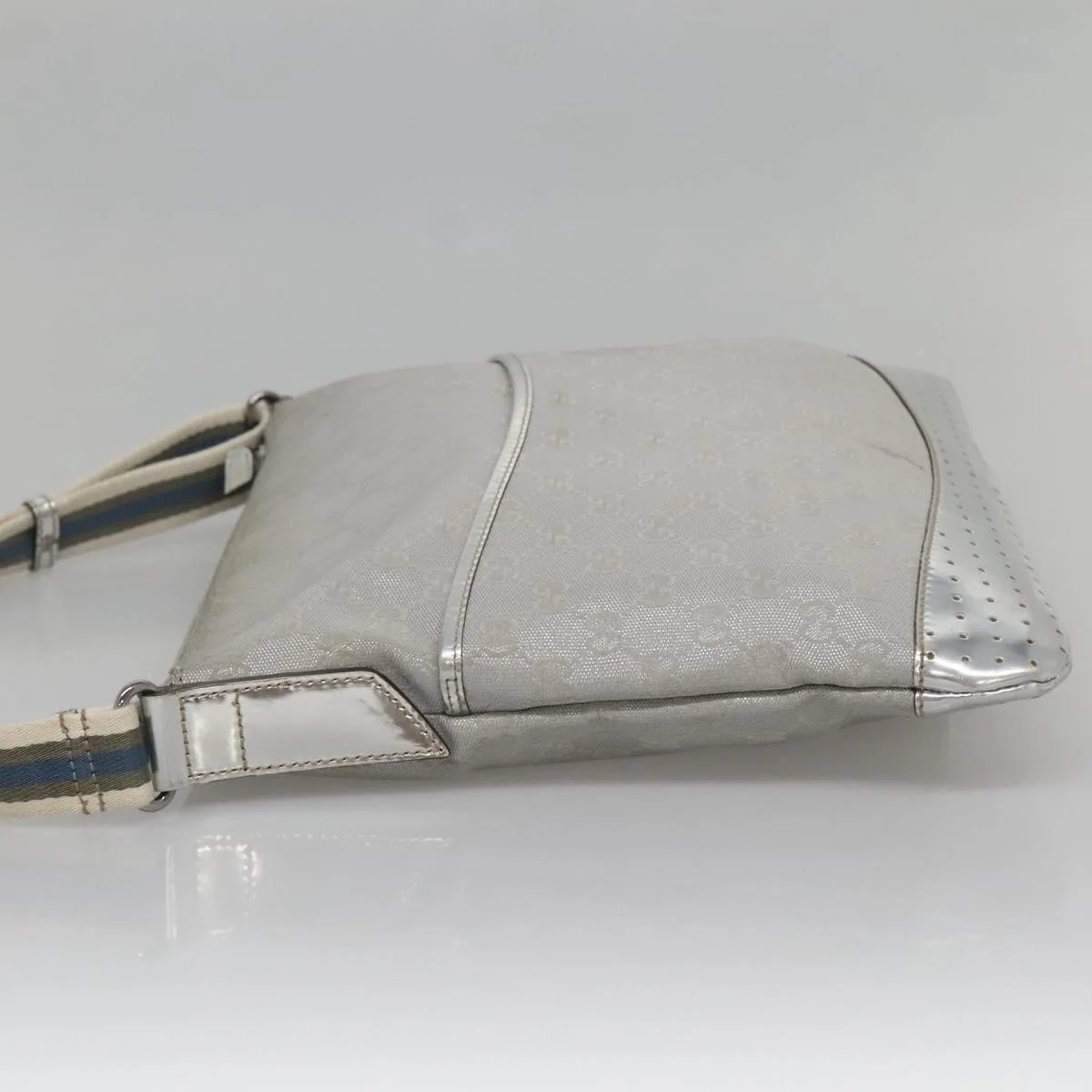 Gucci Zip Messenger Bag GG Canvas with Perforated Leather - Image 3
