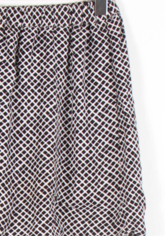 Jupe Courte Noire et Blanche - Taille XS/34 - Image 3