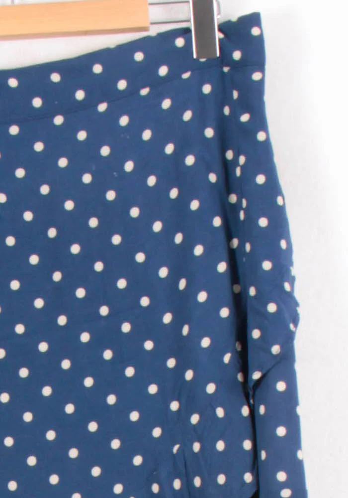 Jupe Portefeuille Bleue à Pois Blancs - Taille XL/42 - Image 3