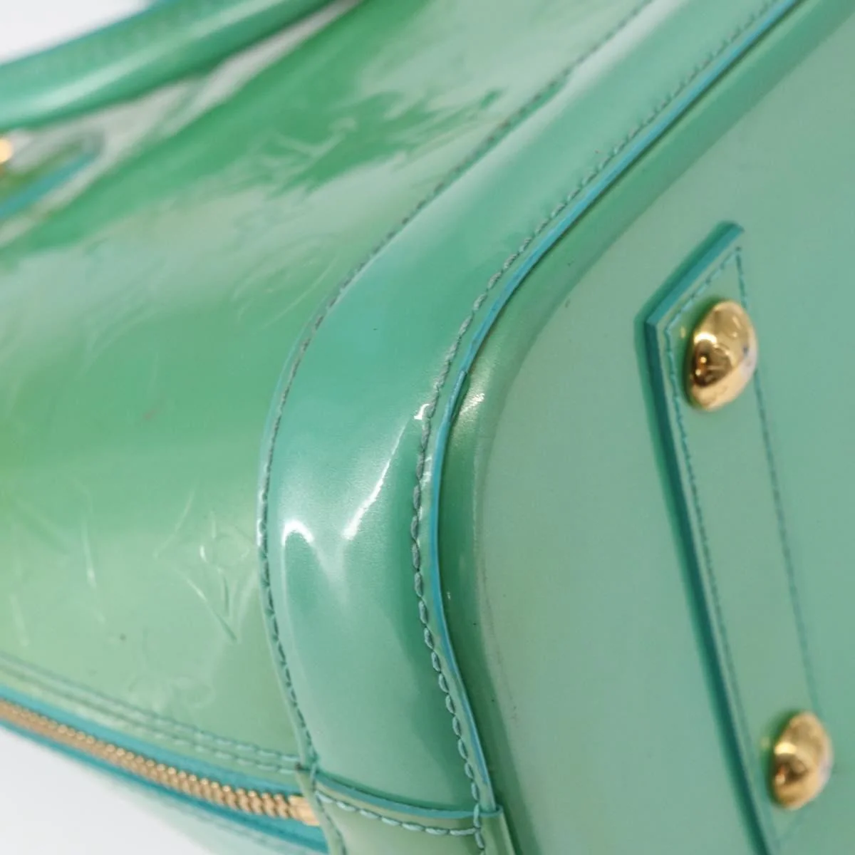 Louis Vuitton Alma Handbag Patent Leather - Image 10