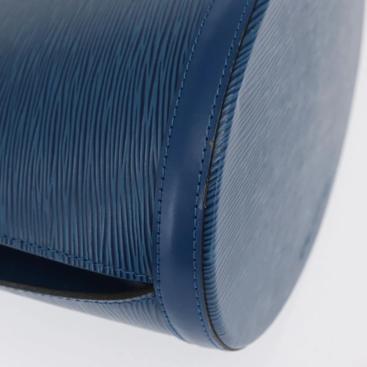 Louis Vuitton Cluny Shoulder Bag Epi Leather - Image 10