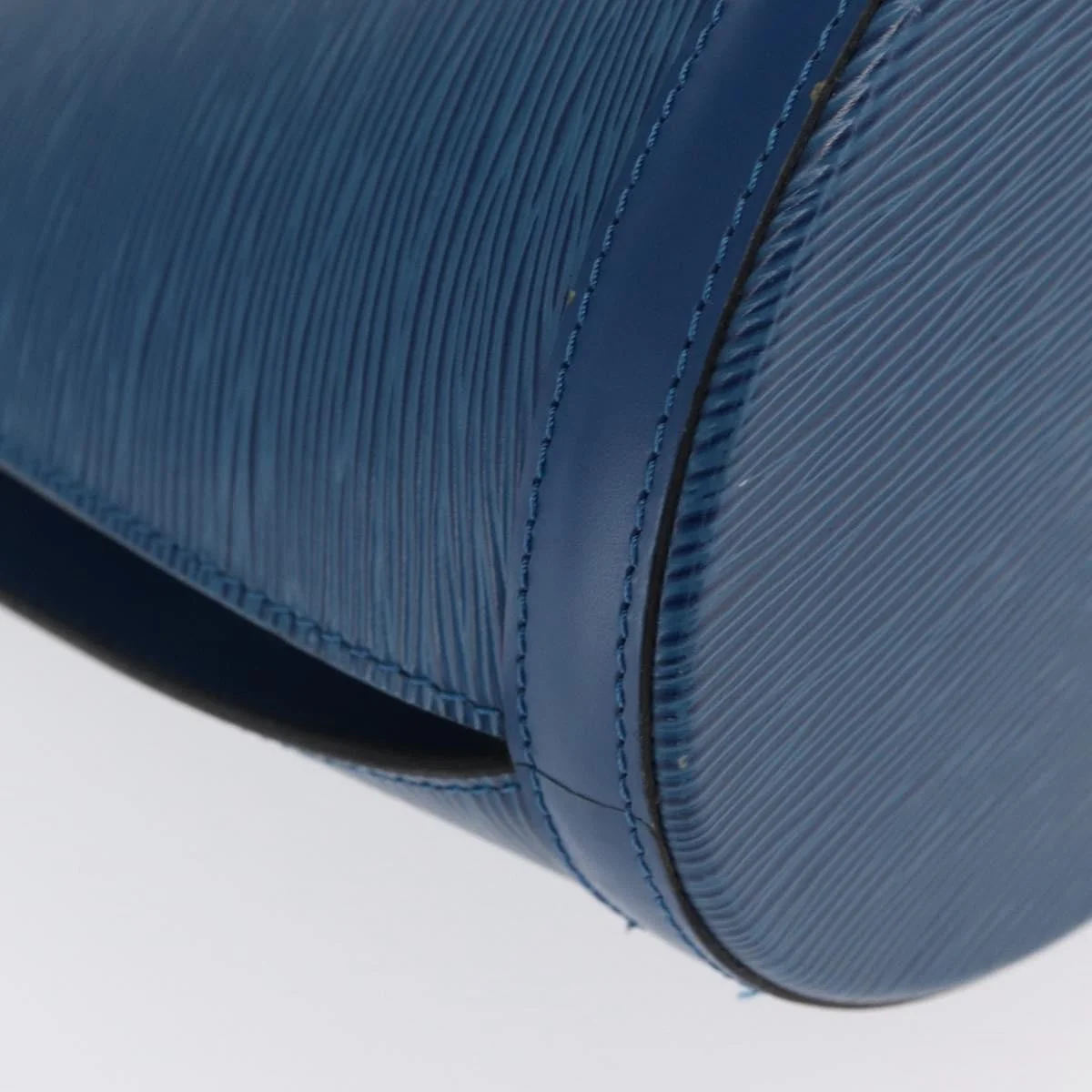 Louis Vuitton Cluny Shoulder Bag Epi Leather - Image 11