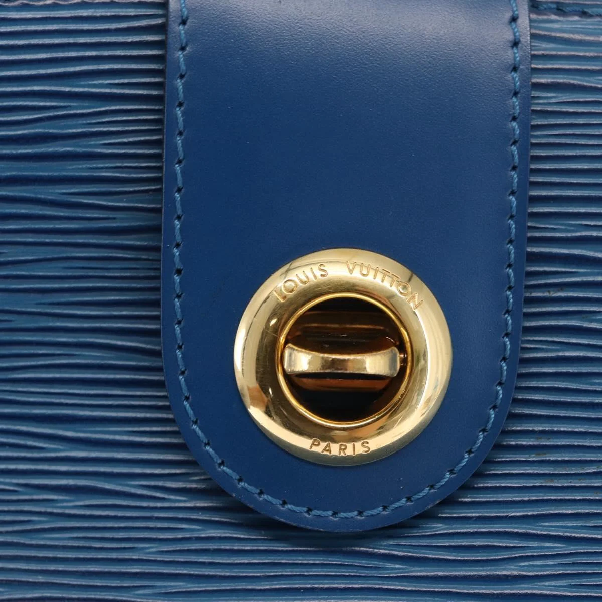 Louis Vuitton Cluny Shoulder Bag Epi Leather - Image 13