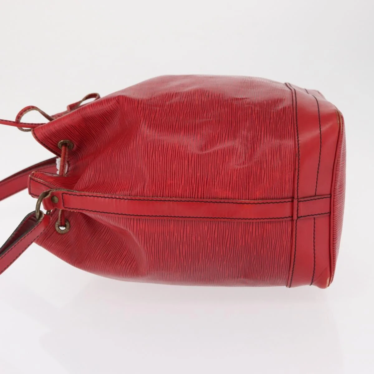 Louis Vuitton Noe Handbag Epi Leather - Image 4