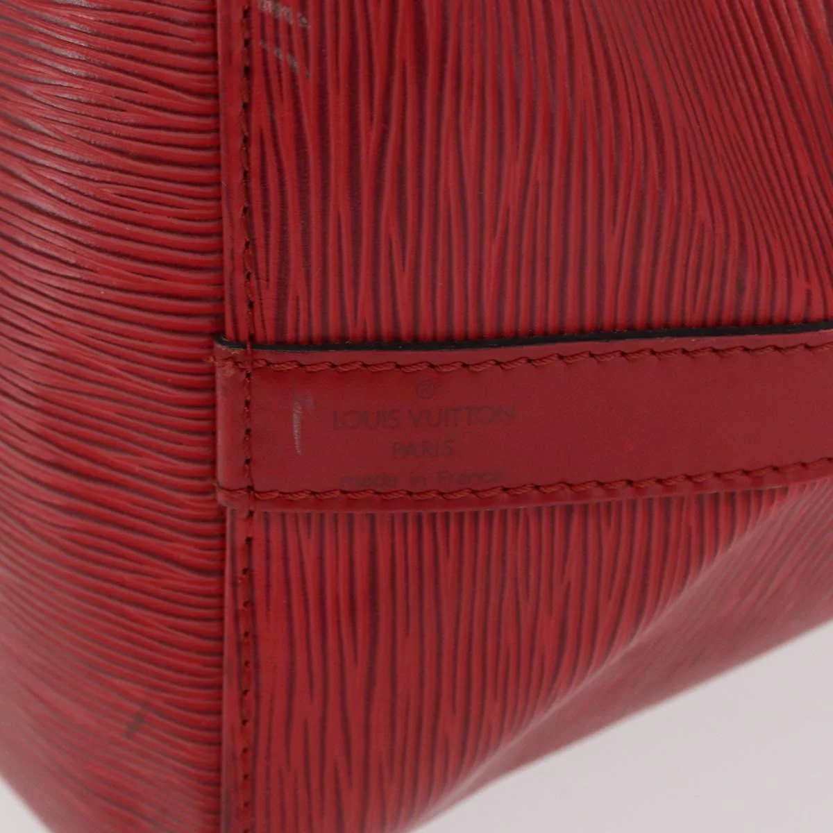 Louis Vuitton Petit Noe Handbag Epi Leather - Image 6