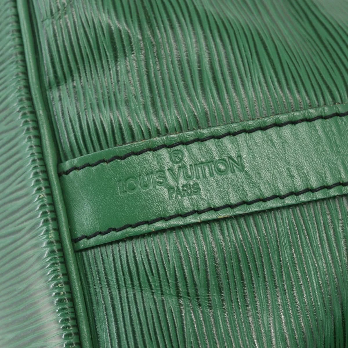Louis Vuitton Petit Noe Handbag Epi Leather - Image 6