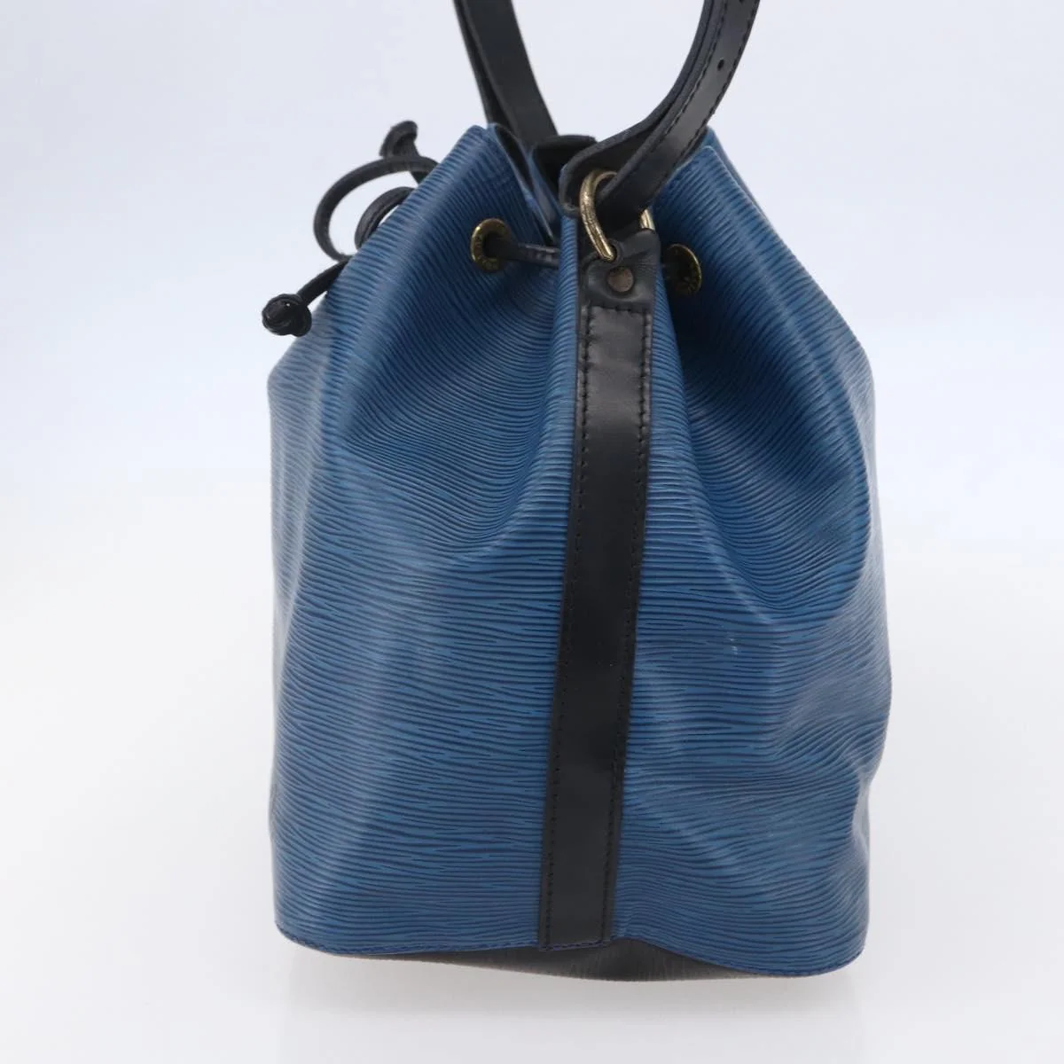 Louis Vuitton Petit Noe Handbag Epi Leather - Image 4