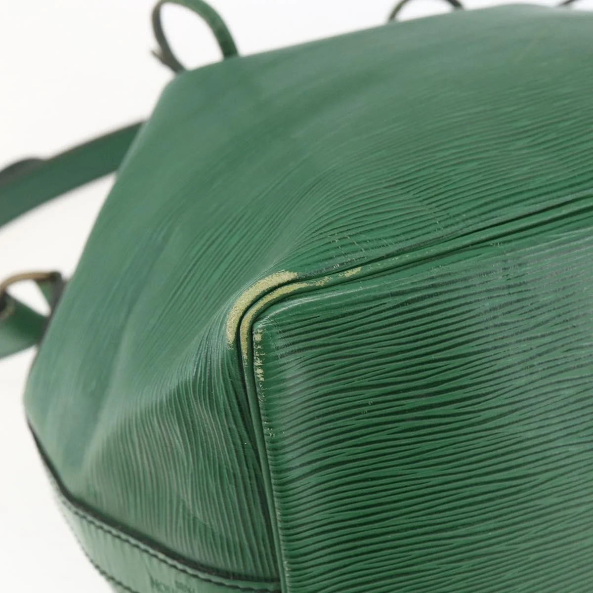 Louis Vuitton Petit Noe Handbag Epi Leather - Image 9