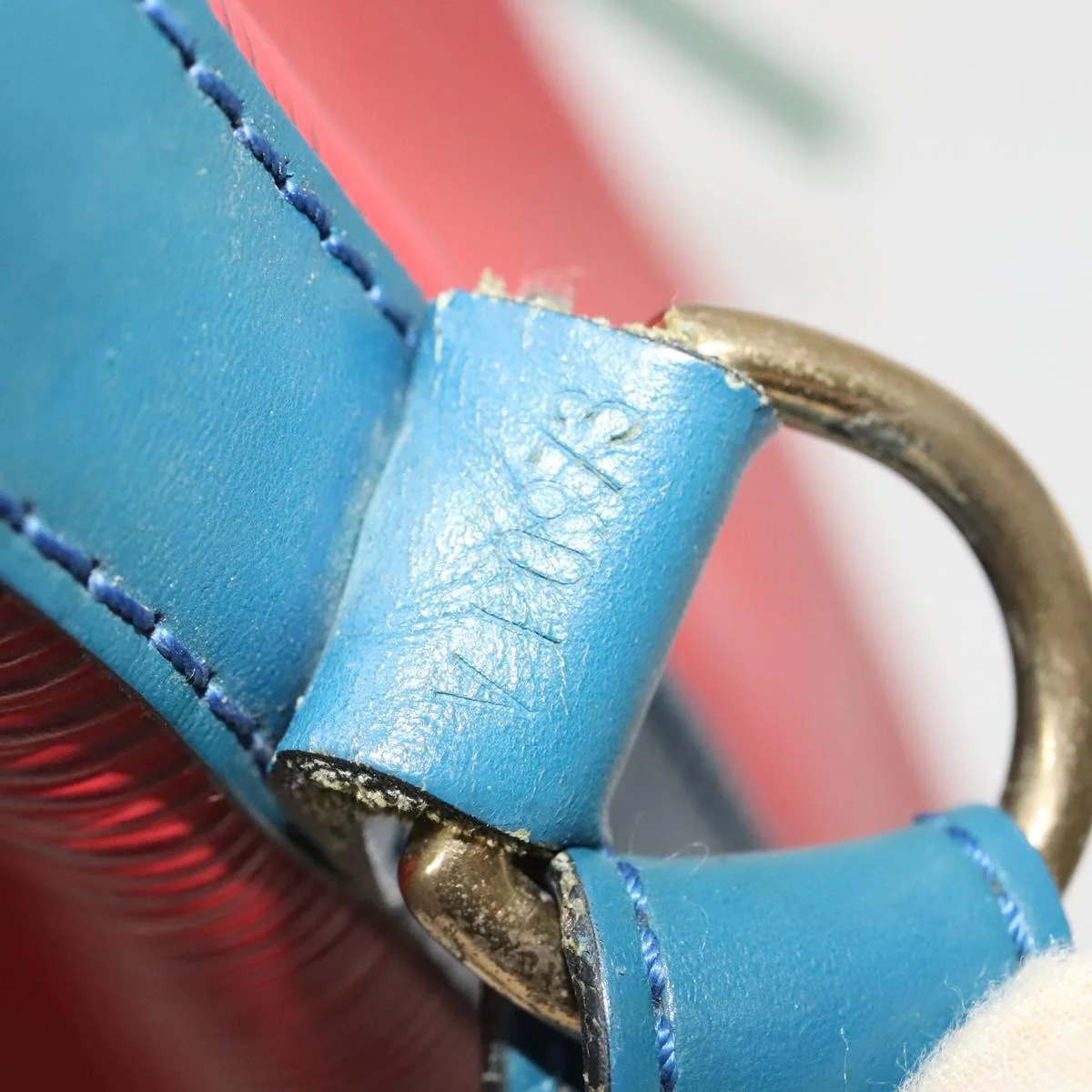 Louis Vuitton Tricolor Noe Handbag Epi Leather - Image 7