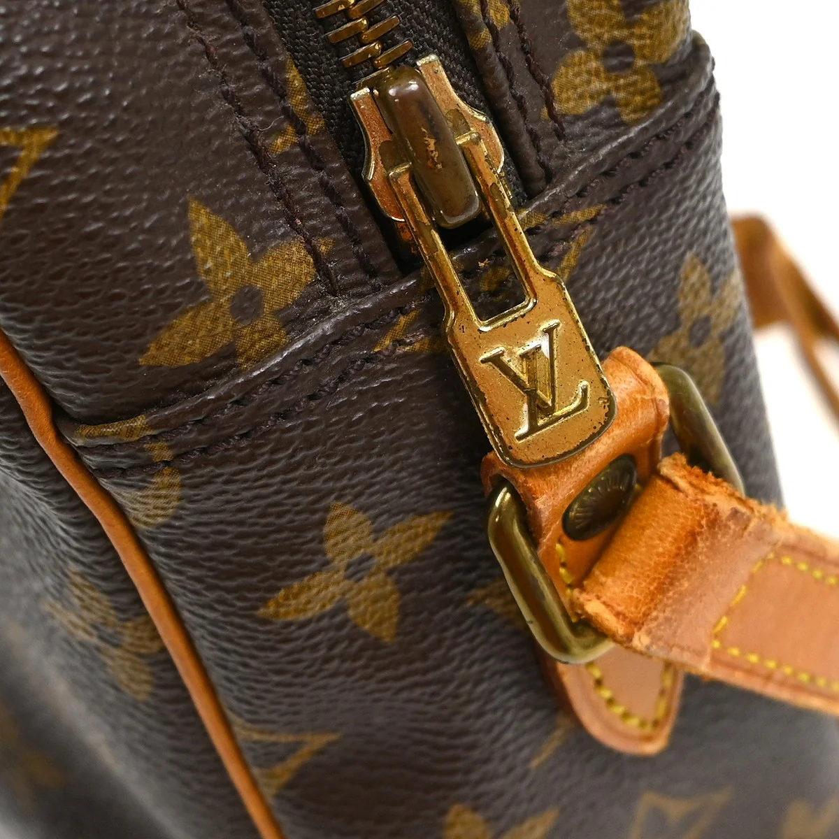 Louis Vuitton Trocadero Handbag Monogram Canvas - Image 10