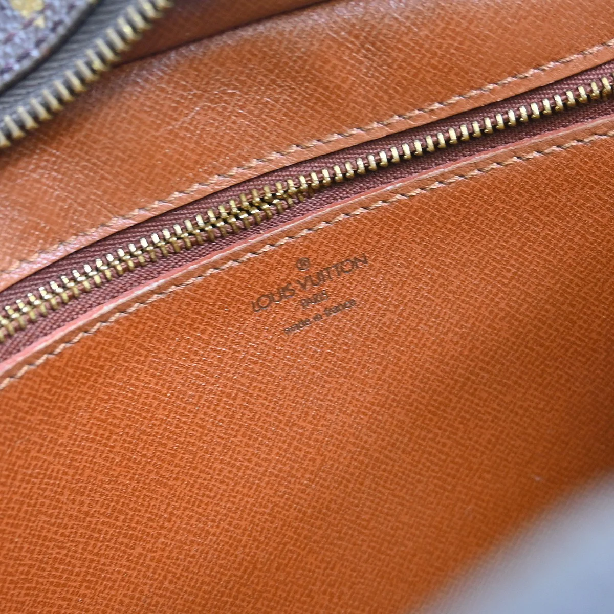 Louis Vuitton Trocadero Handbag Monogram Canvas - Image 4