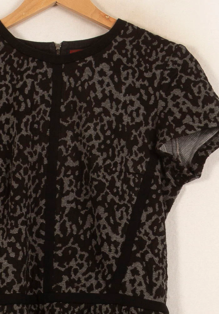 Robe Courte Grise et Noire - Taille M/38 - Image 3