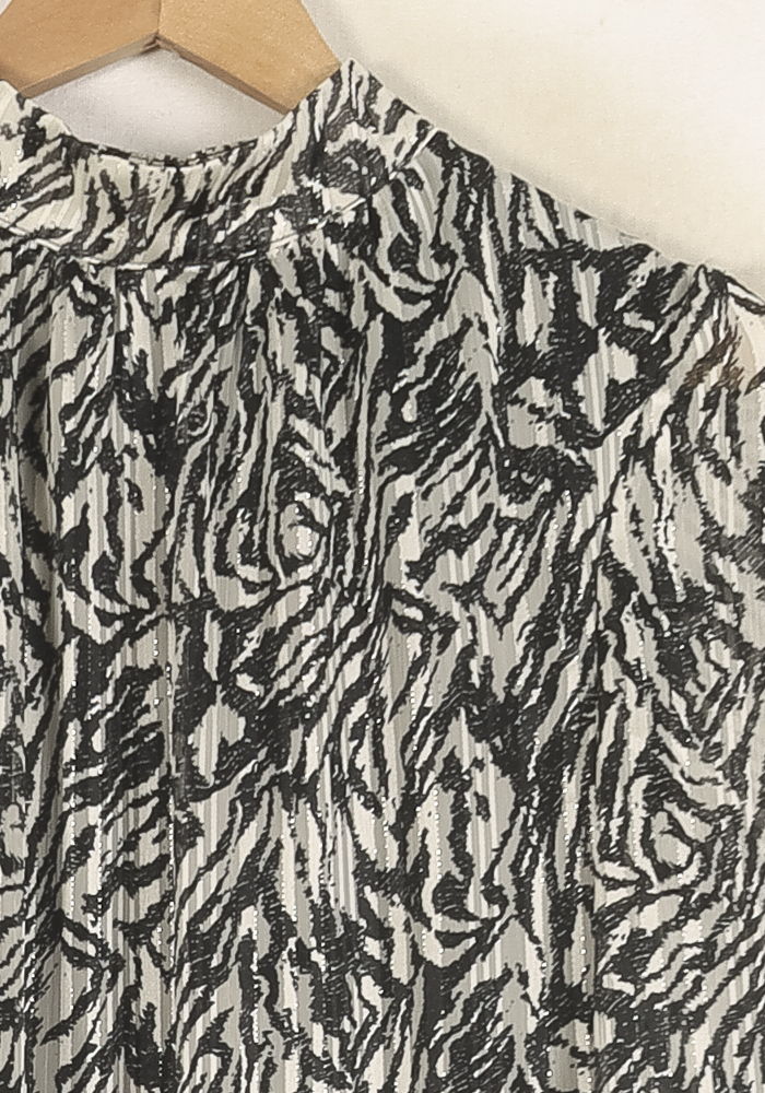 Robe Courte Noire et Blanche - Taille M/38 - Image 3