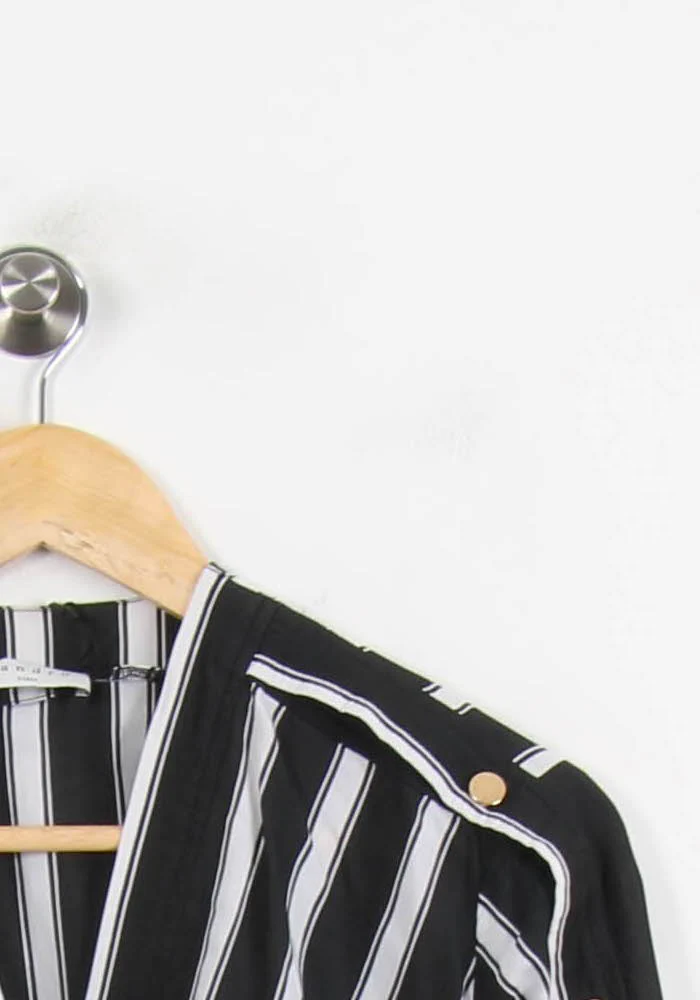Robe Courte Noire et Blanche - Taille S/36 - Image 3