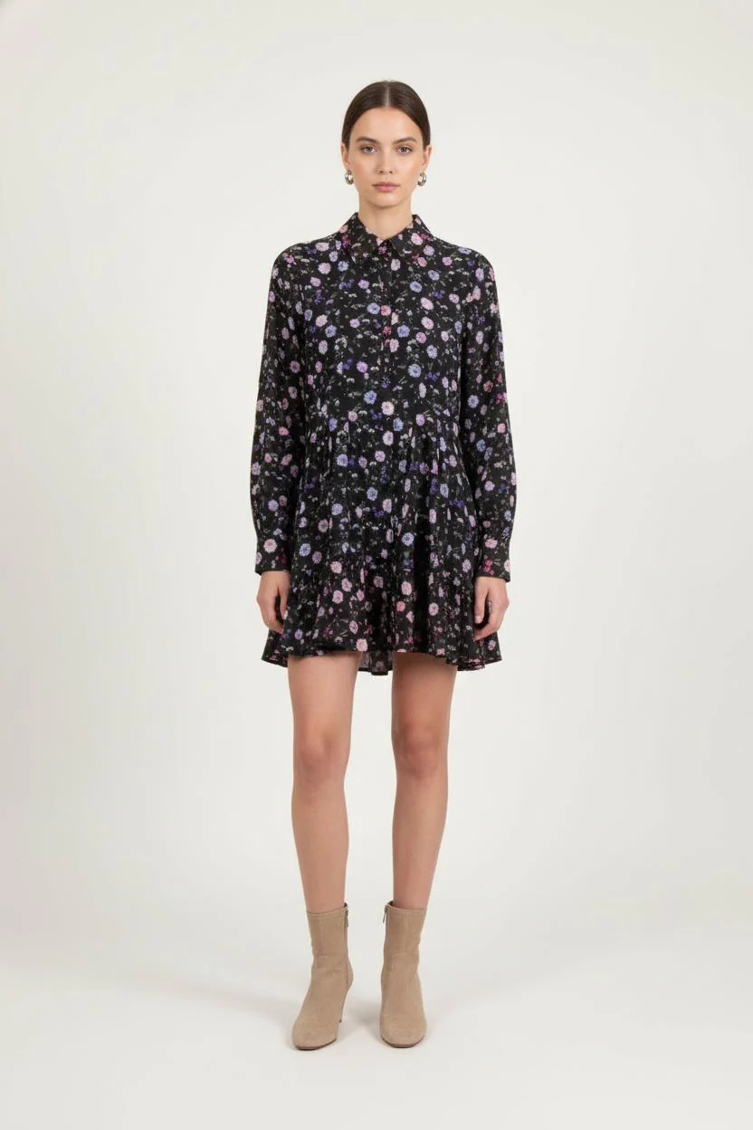 Robe Courte Noire et Fleurie - Taille XS/34