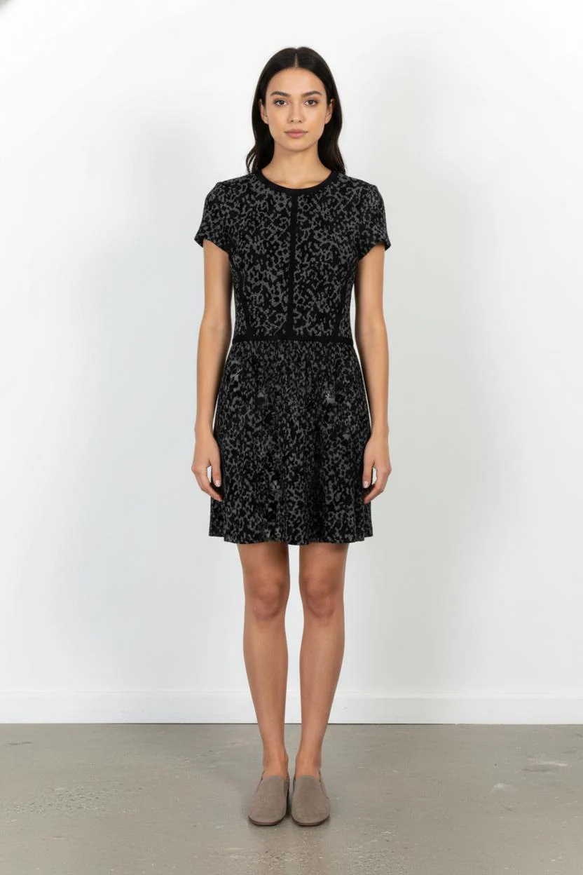 Robe Courte Noire et Grise - Taille XS/34