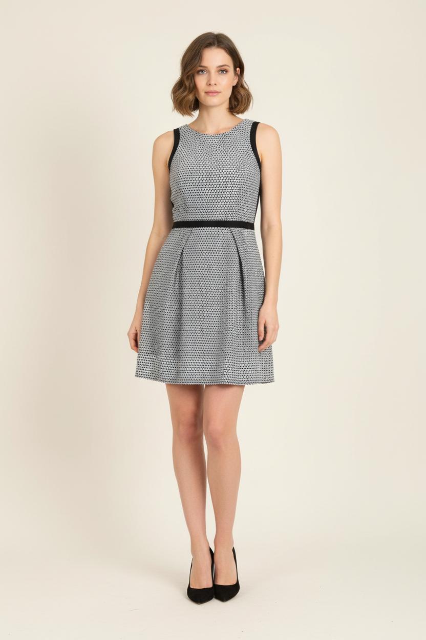 Robe Sans Manches Noire et Blanche - Taille M/38