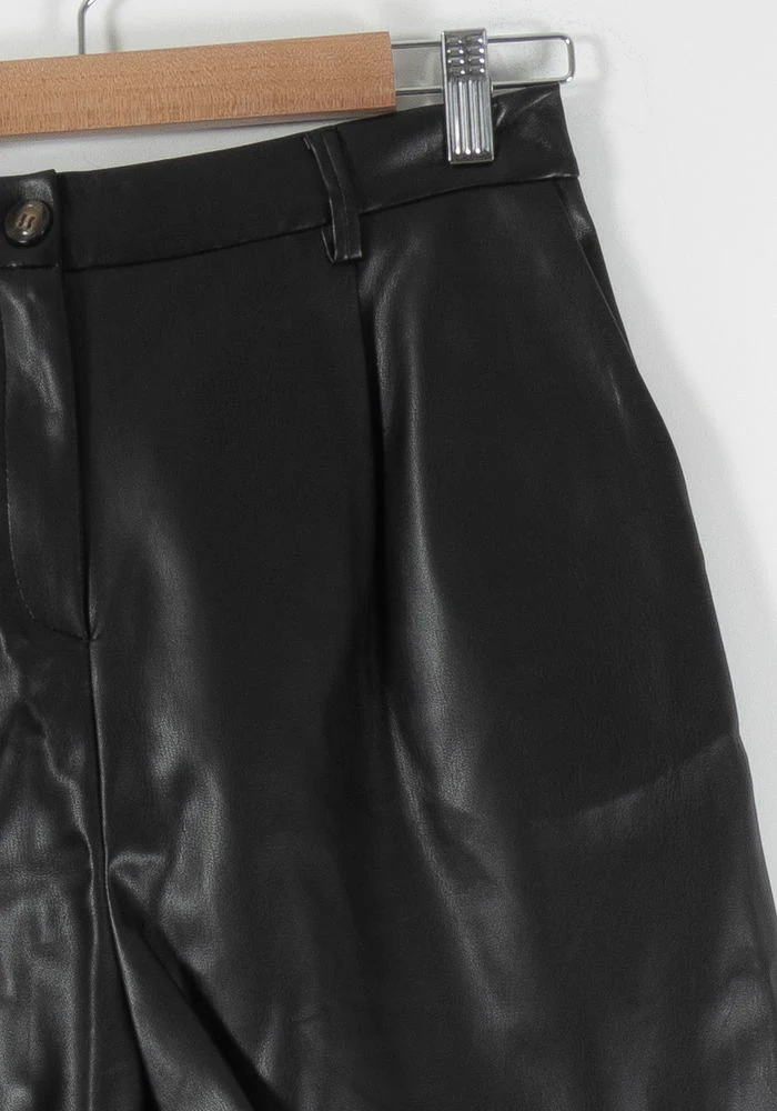 Short Noir - Taille L/40 - Image 3