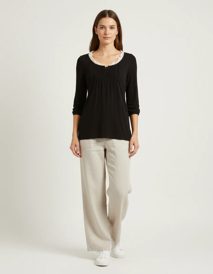Top noir avec dentelle blanche - Taille M/38